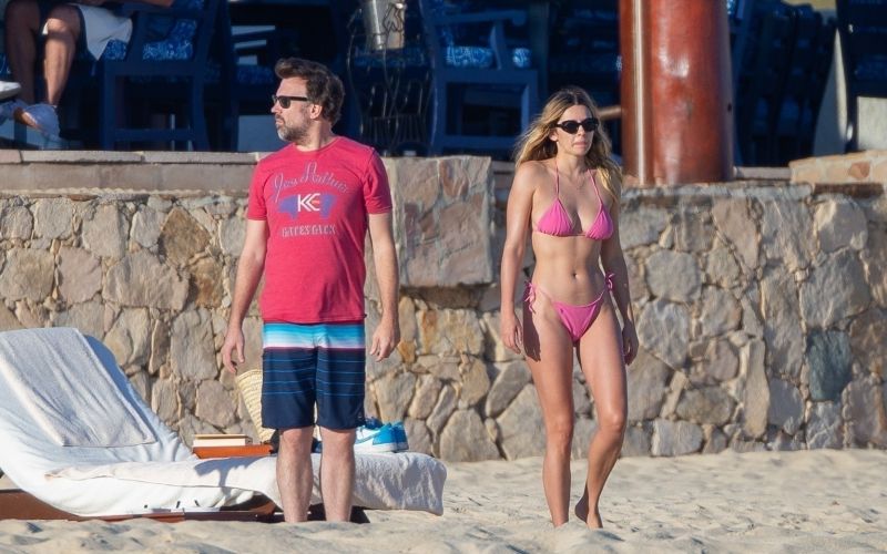 Jason Sudeikis, Keeley Hazell