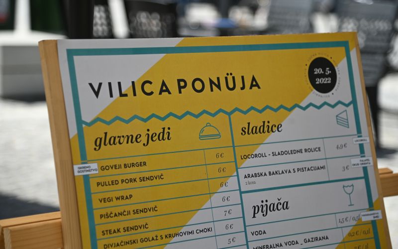 sočna-vilica, slovenska-ulica