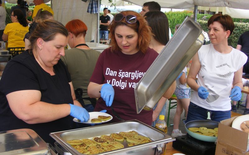 dolga-vas, dan-špargljev