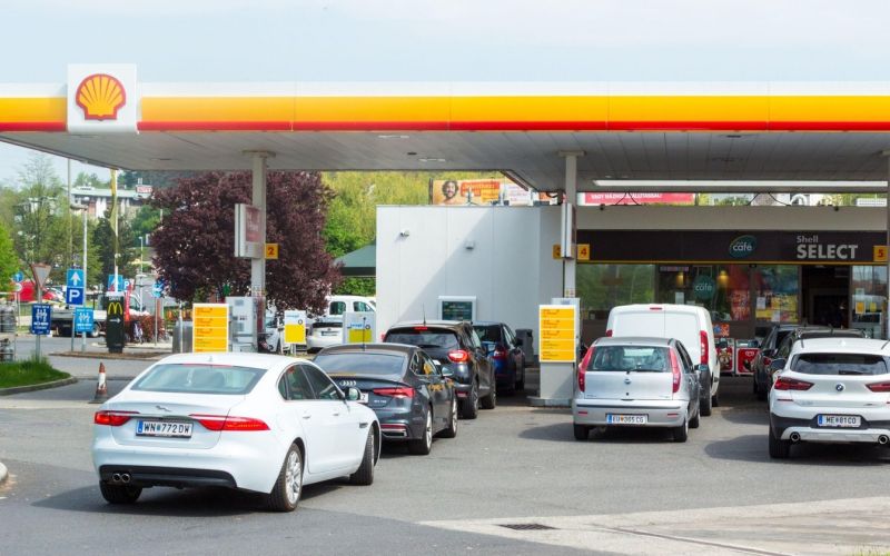 šopron, bencinski servis.jpg