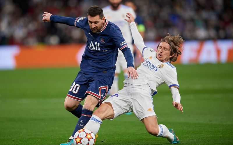 messi modric.jpg