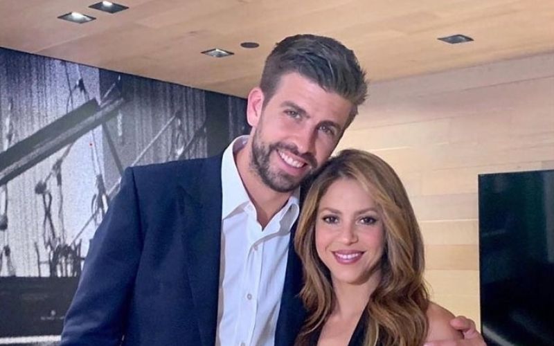 Shakira in Pique ...