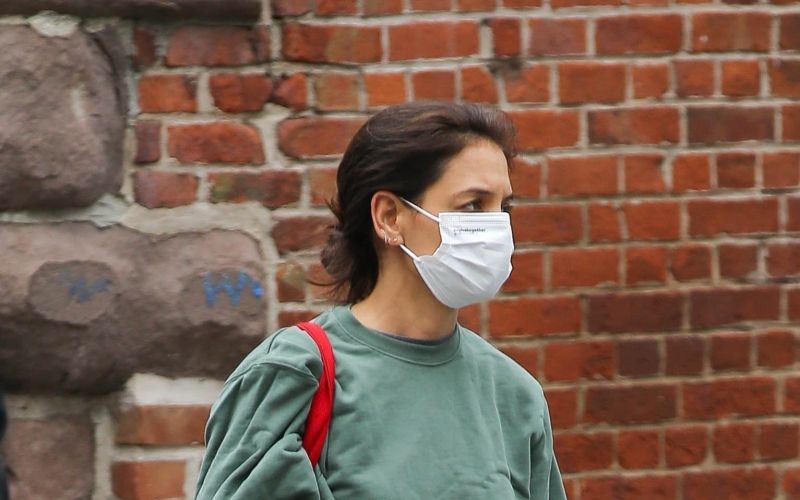 katie-holmes