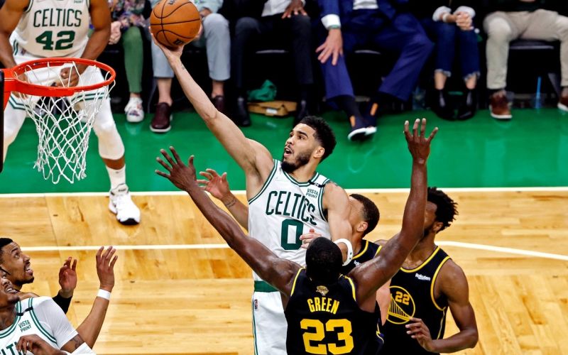 boston tatum.jpg