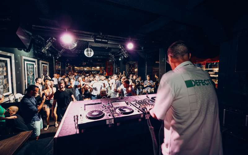 DJ The Shapeshifters