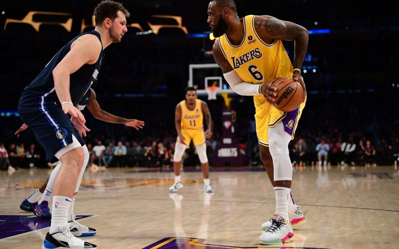 Lebron James Luka Dončić.jpg