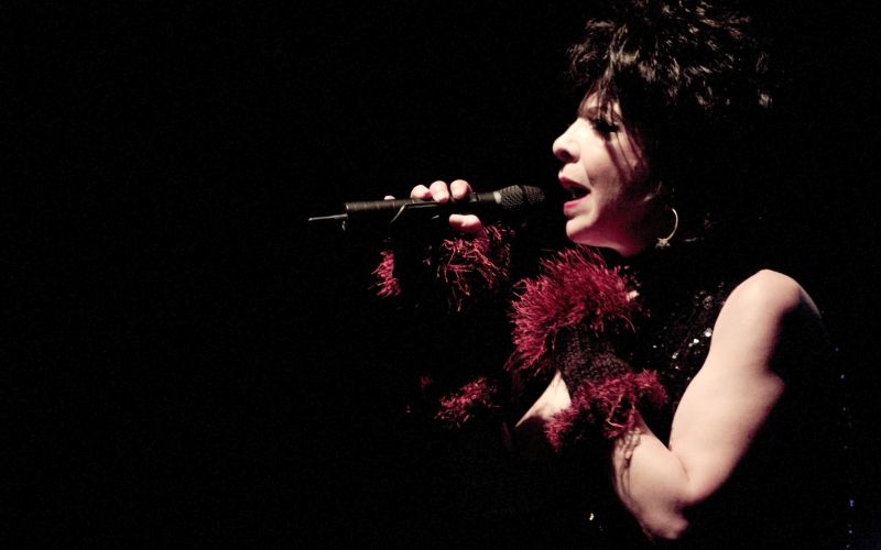 Julee_Cruise_(retouch).jpg