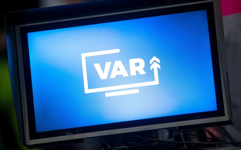 var dj.jpg