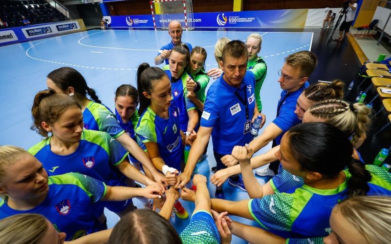 slovenija zenske u20.jpg