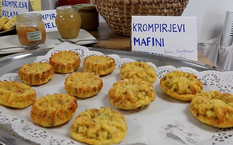 _vrataodprta__1_.jpg