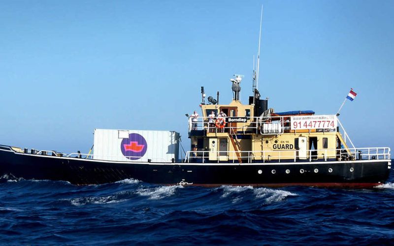 women on waves1.jpg