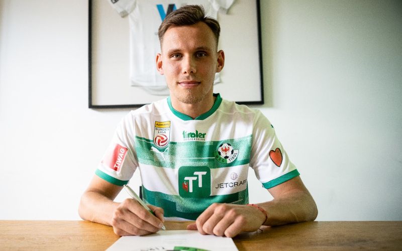 nik prelec.jpg
