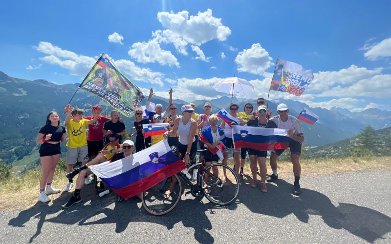 navijaci slovenija tour 2022.jpg
