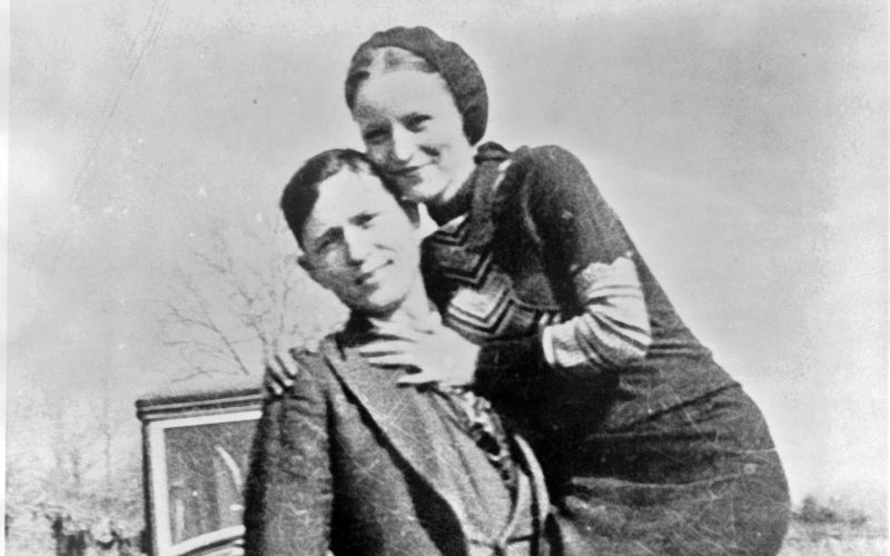 clyde-champion-barrow-in-bonnie-parker
