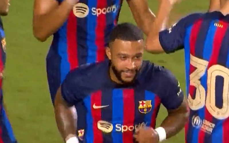 depay barcelona.jpg