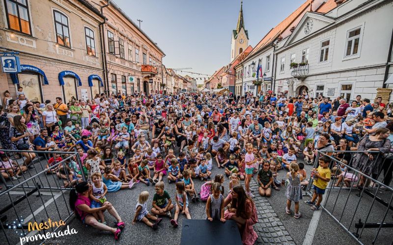 _zpromenada__0_.jpg