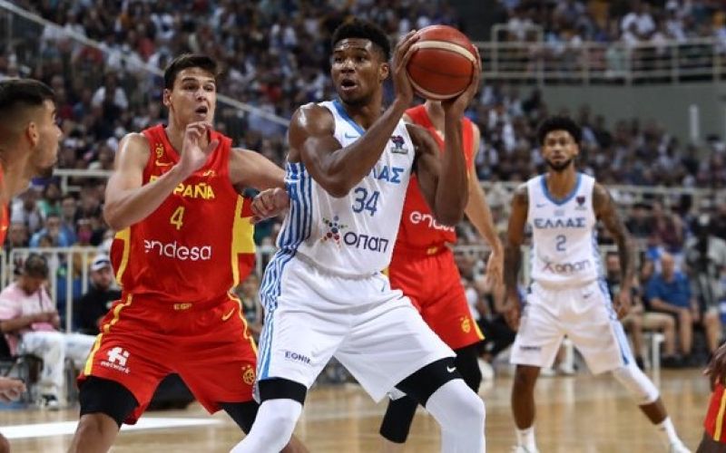Giannis Antetokounmpo.jpg