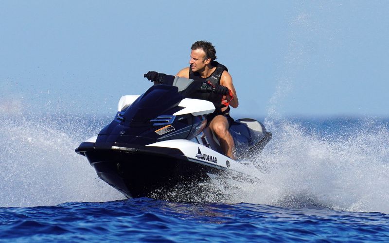emanuel macron 1.jpg