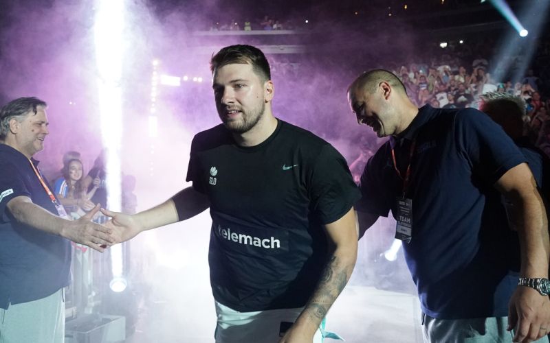 doncic slovenija srbija 3.JPG