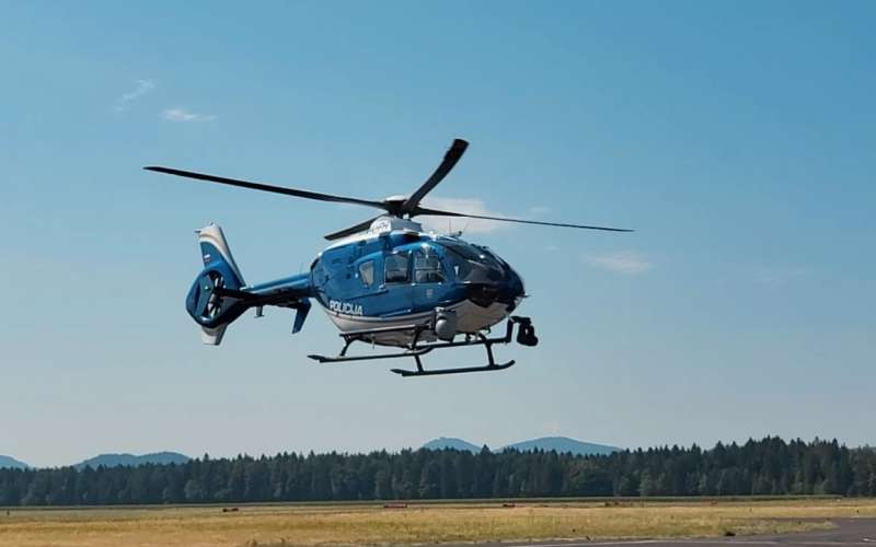 policijski helikopter