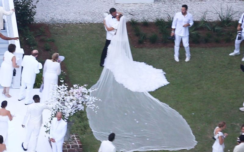 Lopezova in Affleck sta svojo romanco obudila v začetku leta 2021, skoraj dve desetletji po tem, ko