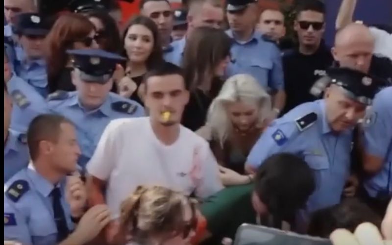 kaos priština.jpg