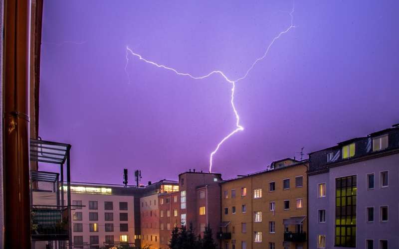 udar strele