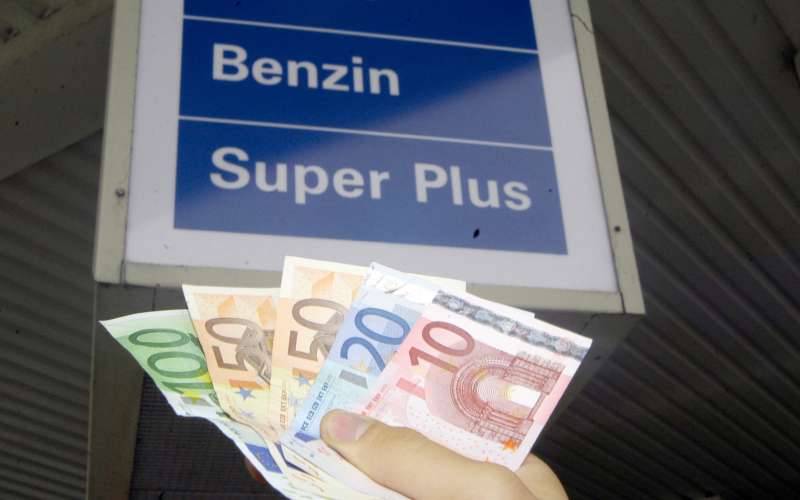 bencin podražitev.jpg
