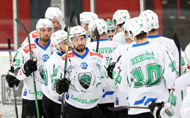 sz olimpija hokej 22 af.JPG