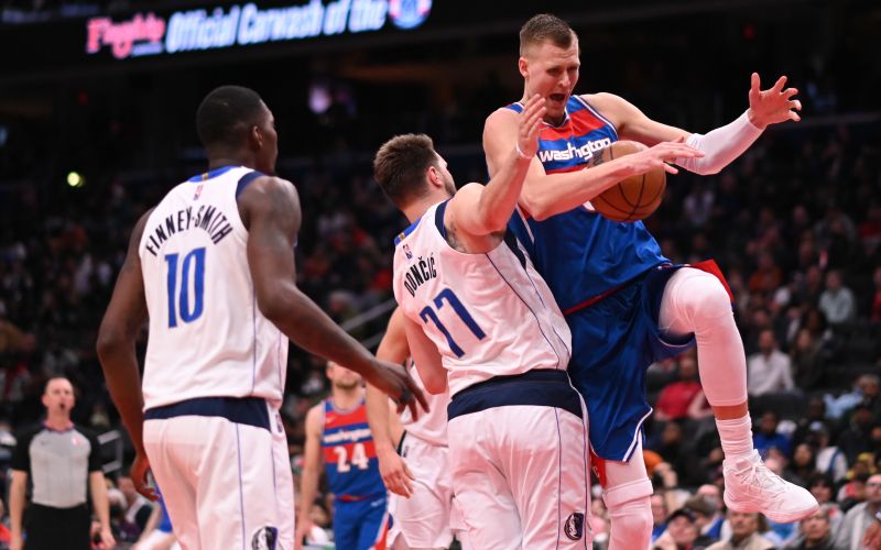 luka dončić, kristaps porzingis.jpg