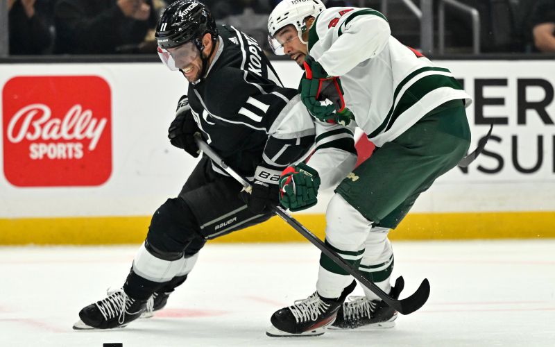 anze kopitar minnesota 22 pm.jpg