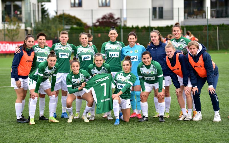 olimpija clanice.JPG