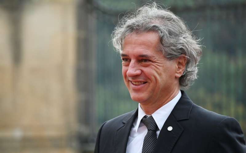 Robert Golob