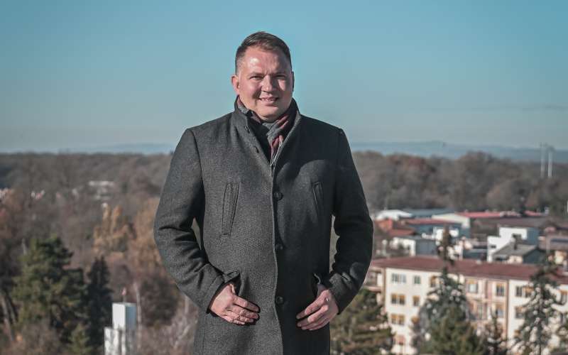 andrej-mešič, damjan-anželj, anželj, mešič, 2-krog, moms, lokalne-volitve-2022, anželj-vs-mešič