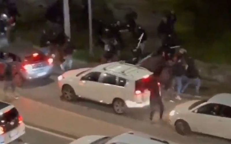 navijaci como bari.jpg