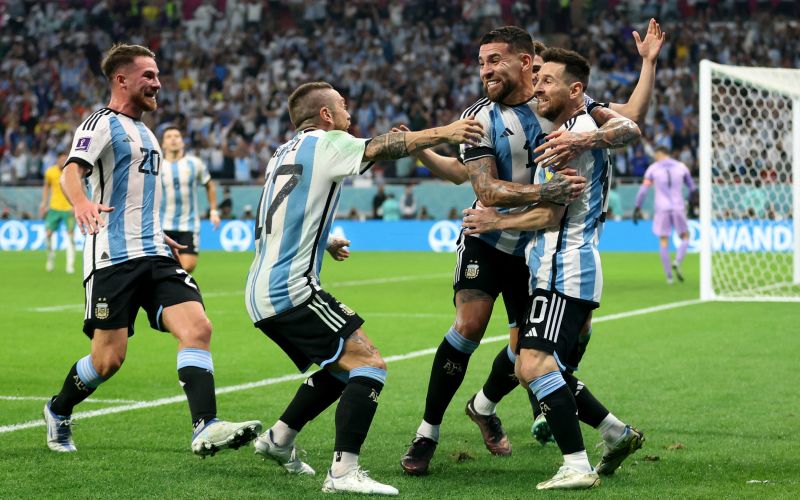 argentina messi re.JPG