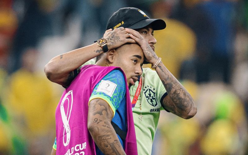 gabriel jesus neymar 22 pm.jpg