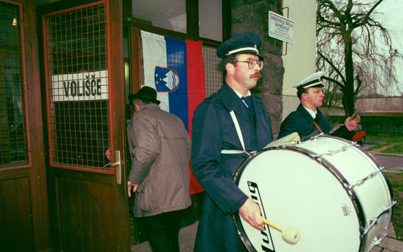 volitve 1992, godba
