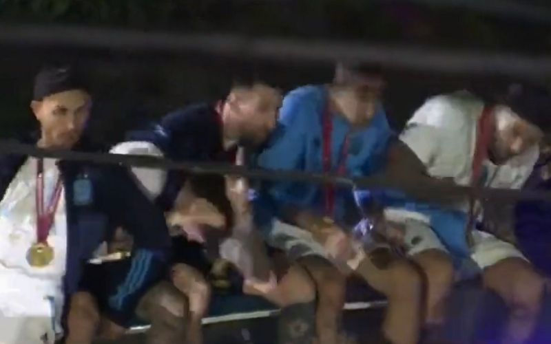 messi avtobus 2.jpg