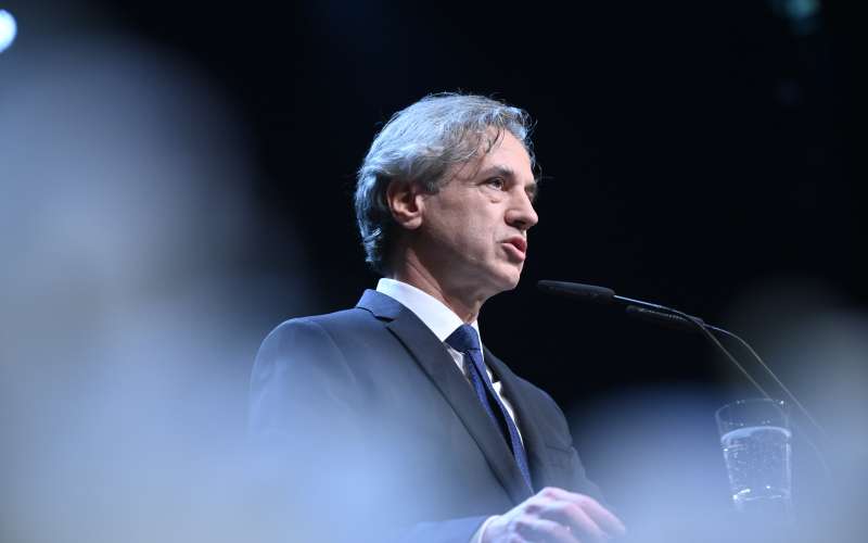 Robert Golob