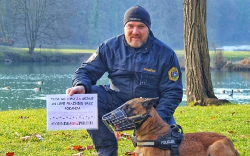 _zzzzzzpolice.jpg
