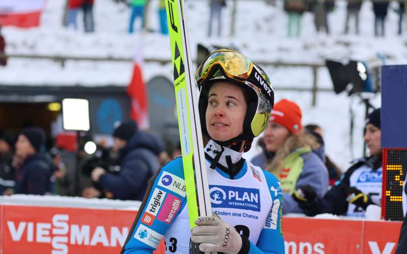 Urša Bogataj.jpg