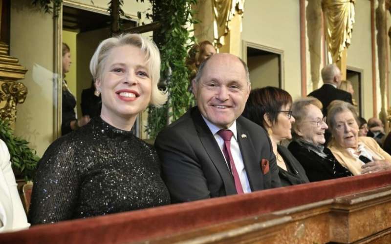 urška klakočar zupančič, wolfang sobotka.jpg