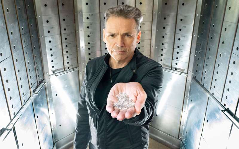 svetilnik diamanti.jpg