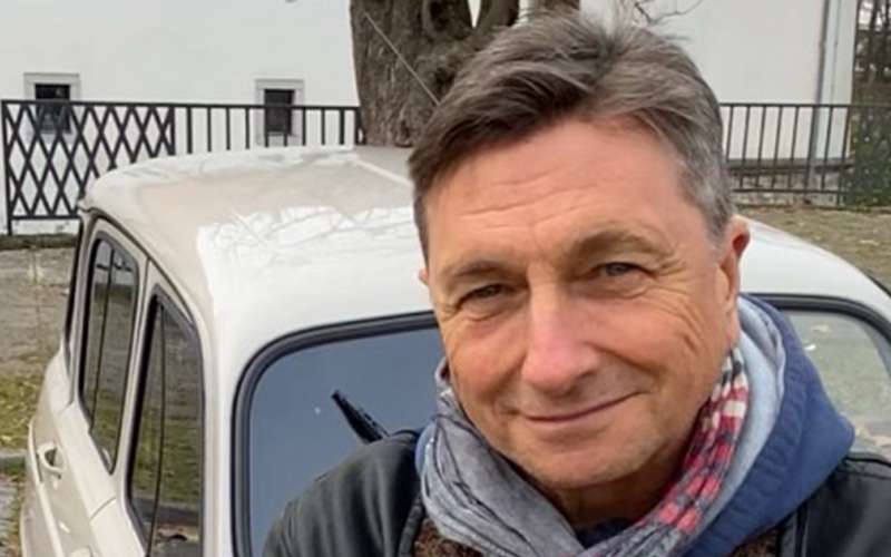 Borut Pahor katrca.jpg
