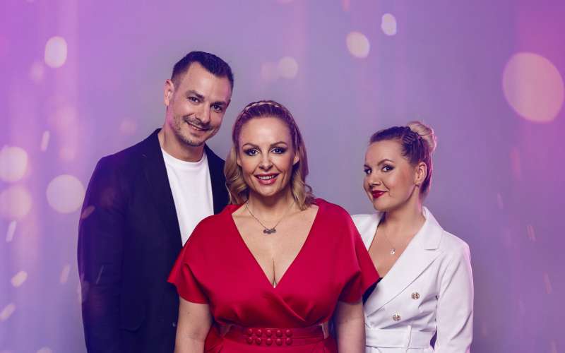 Komentatorski trio