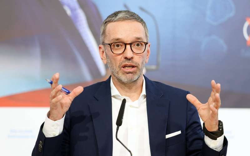 Herbert Kickl.jpg