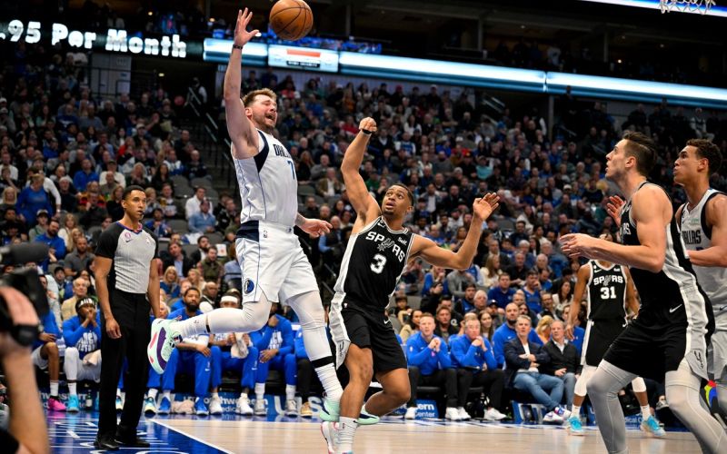 doncic dallas.jpg