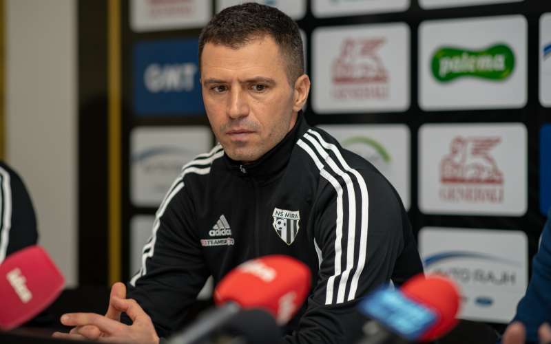 mura, dejan-grabić, tiskovna-konferenca, trener
