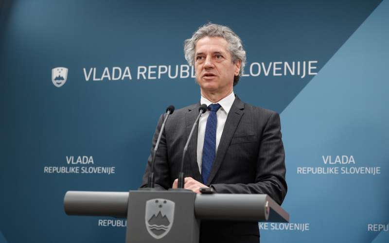 robert golob vlada1.jpg